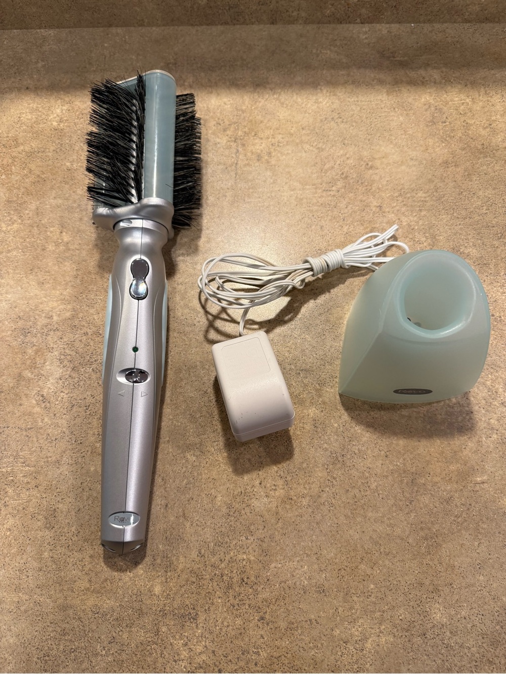 Vintage Revo Styler Rotating Hair Brush Styling Straightening Anti-Tangle System